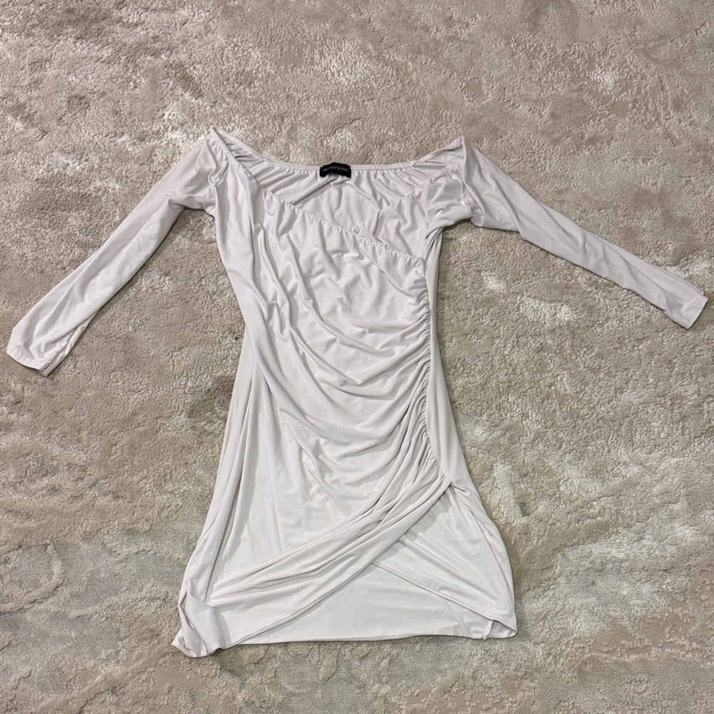 Prettylittlething Off-Shoulder ruched White Dress